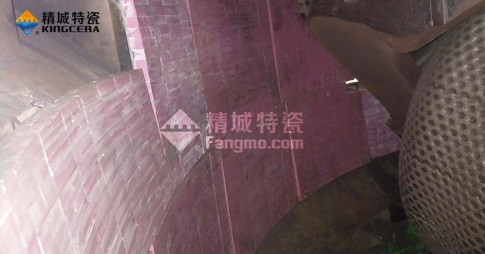 耐磨陶瓷磨煤機復(fù)合襯板的安裝與更換